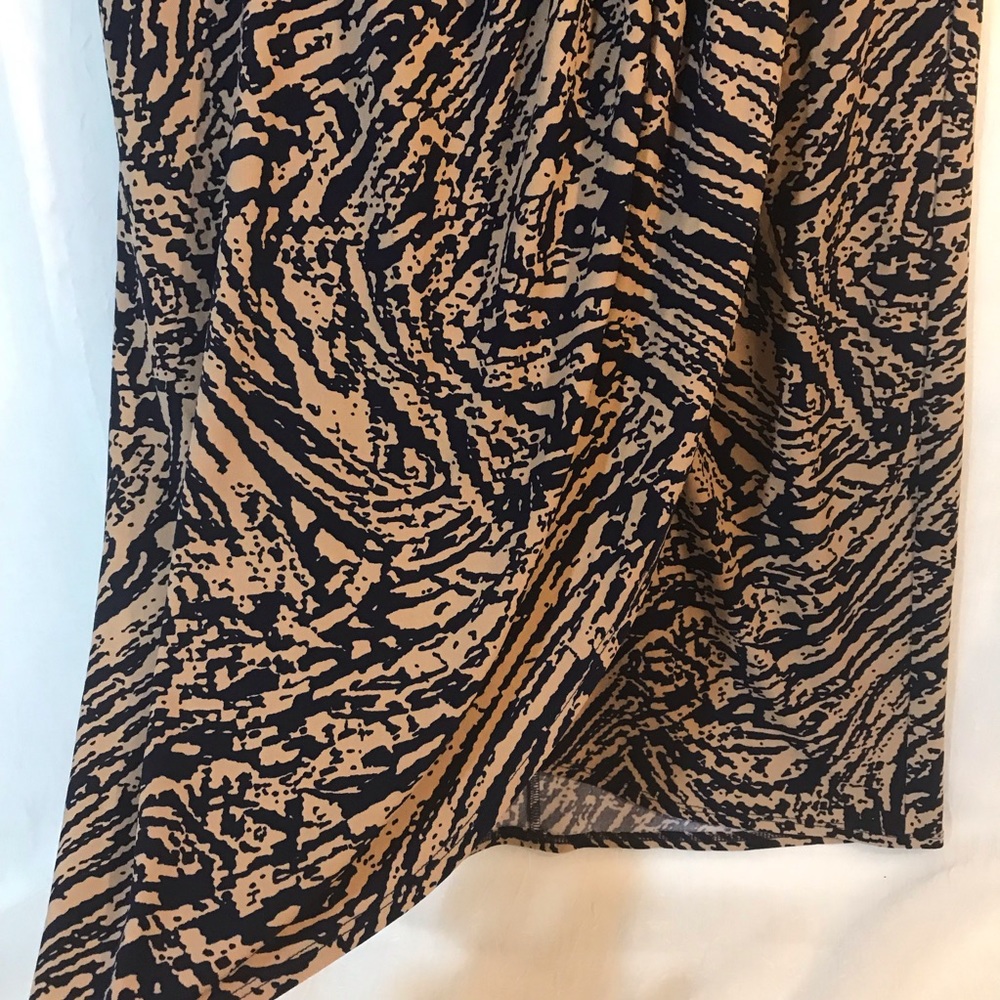 Max and Cleo women’s Navy and Tan Wrap Dress size small - Picture 4 of 7